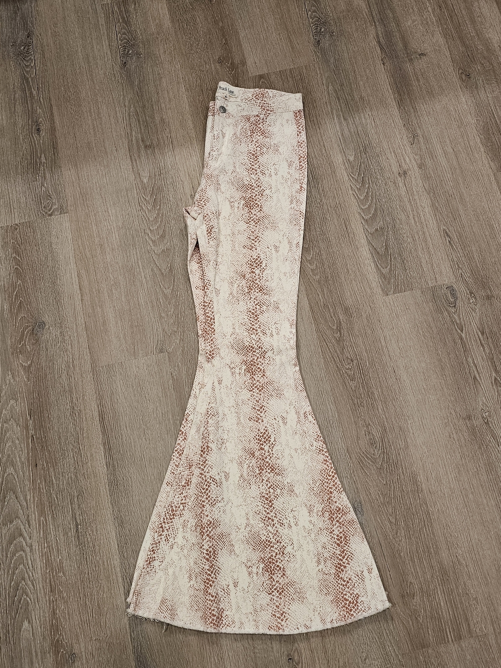 Flared Snake-Print DENIM in Cream and Rust